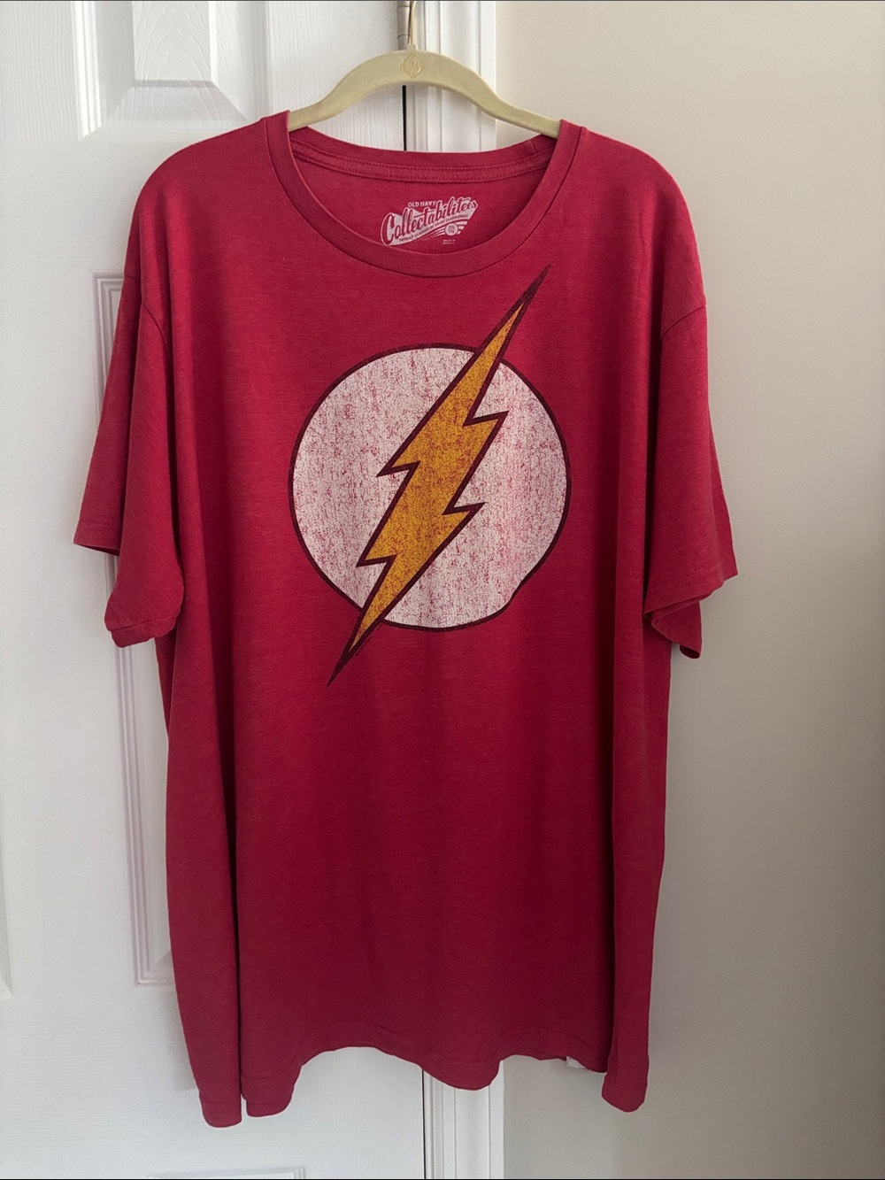 The Flash Logo Men’s Red Graphic T-Shirt